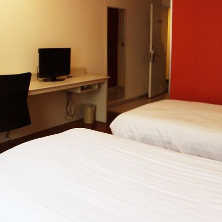 Hanting Hotel Baoji Gaoxin South Railway Station Branch Værelse billede